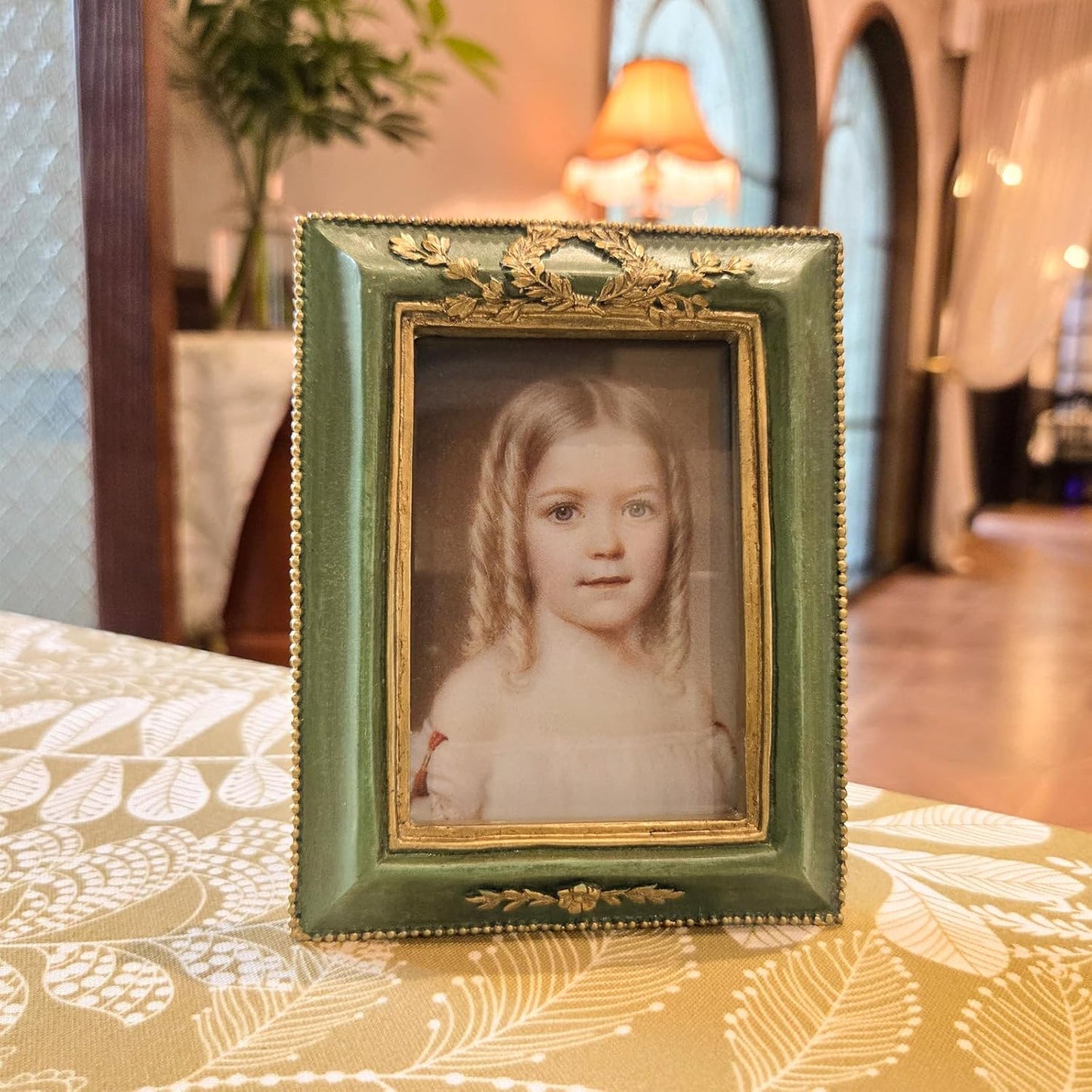 SYLVIA'S SHOP 2.5x3.5 Small Vintage Picture Frame, Mini Antique Ornate Photo Frame, for Tabletop and Wall Display, Retro Home Decor, Old Fashioned Photo Gallery Art, Green