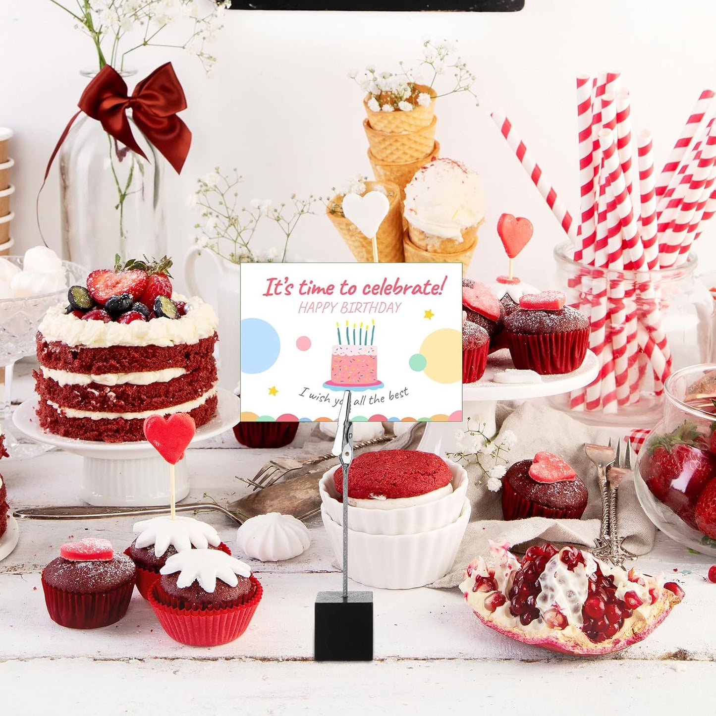 50 Pcs Place Card Holder Cube Photo Clips Holder with Alligator Clip, 4.7 x 1 Inch Table Number Holders Cube Base Memo Clips Holders for Displaying Pictures Number Card Wedding Party (Black)