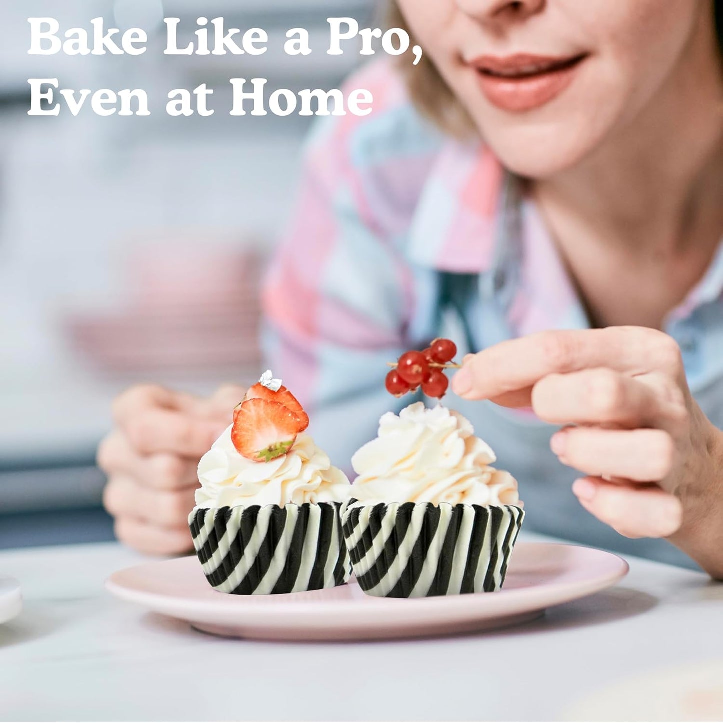 Regency Wraps Greaseproof Professional Grade Baking Cups, Pack of 40, Standard Liners, Black/White Stripe, for Cupcakes, Muffins, Candy, Non Stick