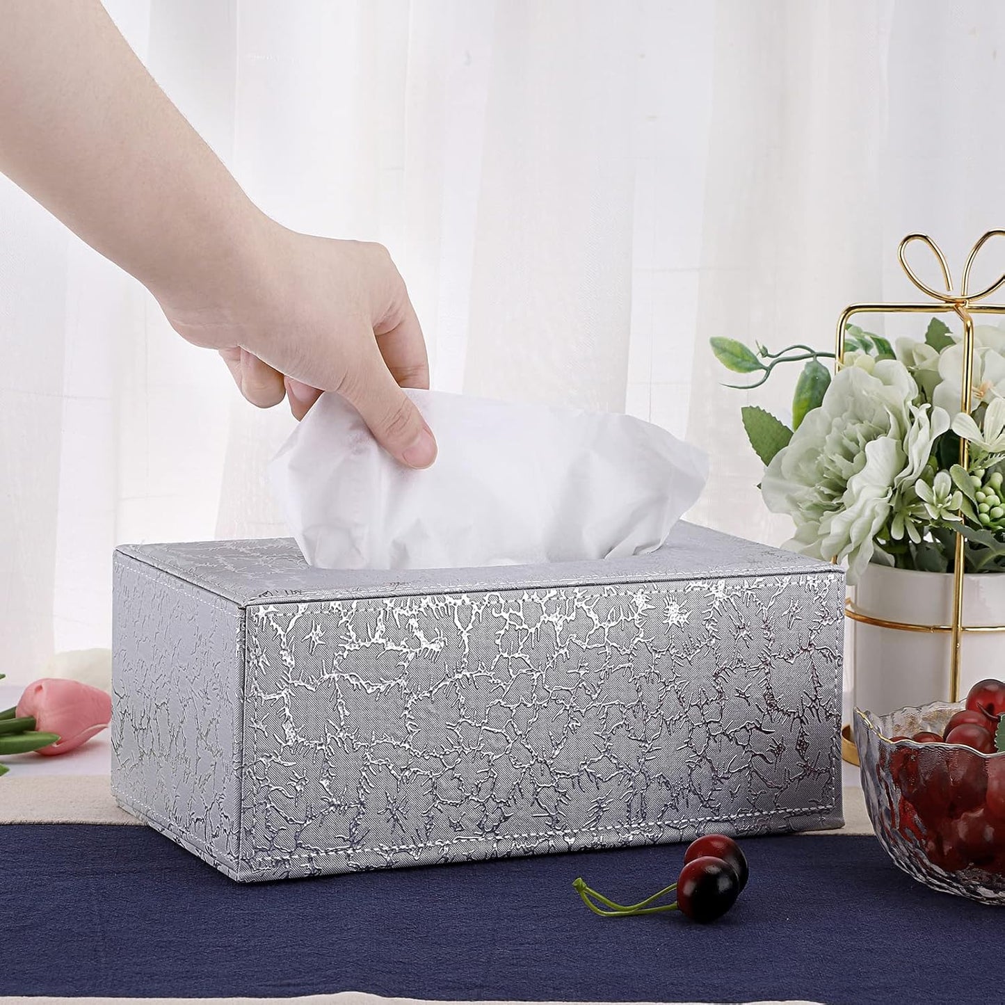 Sumnacon Rectangular Leather Tissue Box Cover - Stylish Tissue Box Holder with Magnetic Bottom, Decorative PU Tissue Box for Vanity Dresser Night Stand Table Countertop Home Office Car, Silver