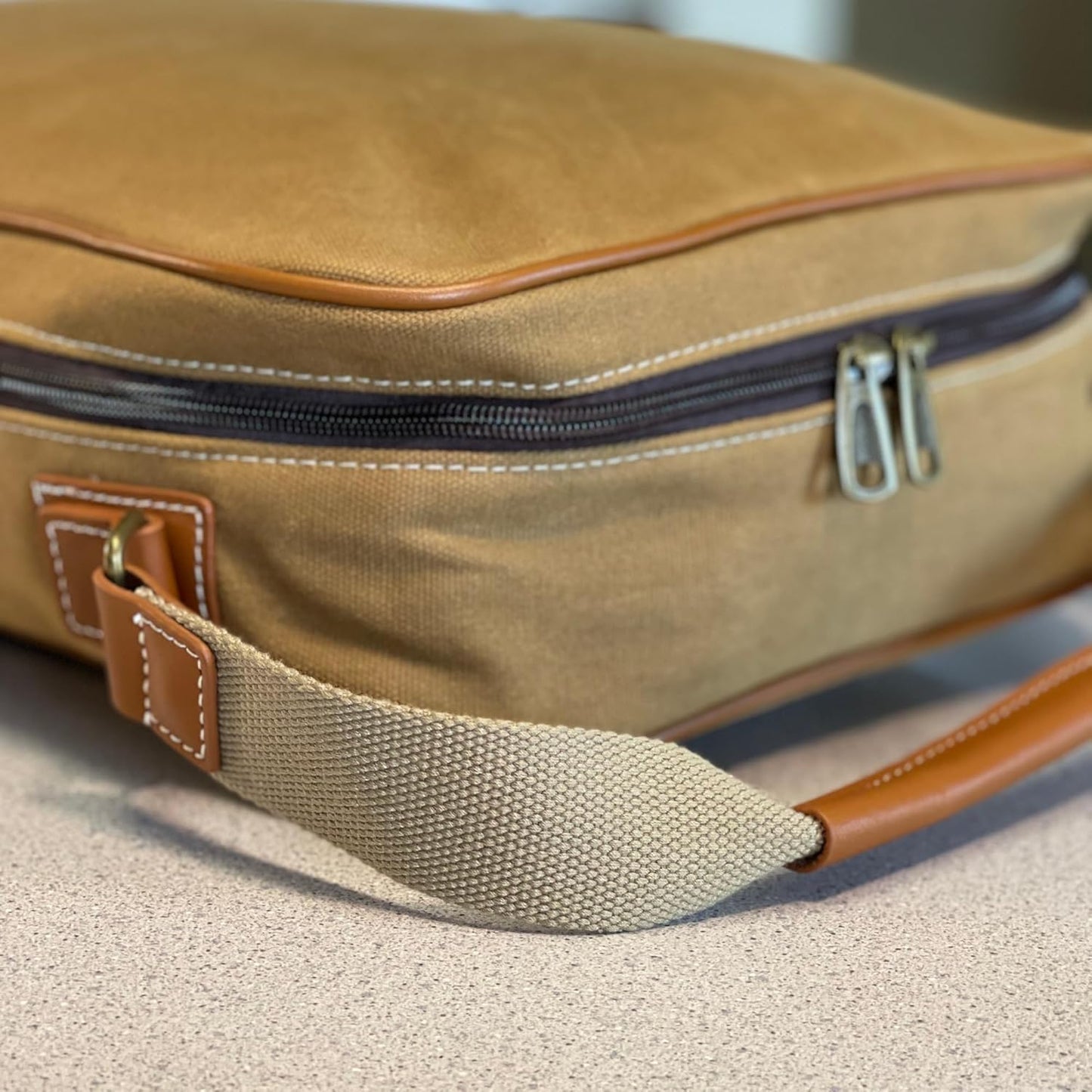 Lumberjack Plaid Golf Shoe Bag - Canvas and Leather, Large Travel Organizer for Men and Women, Breathable Sneaker Carrier