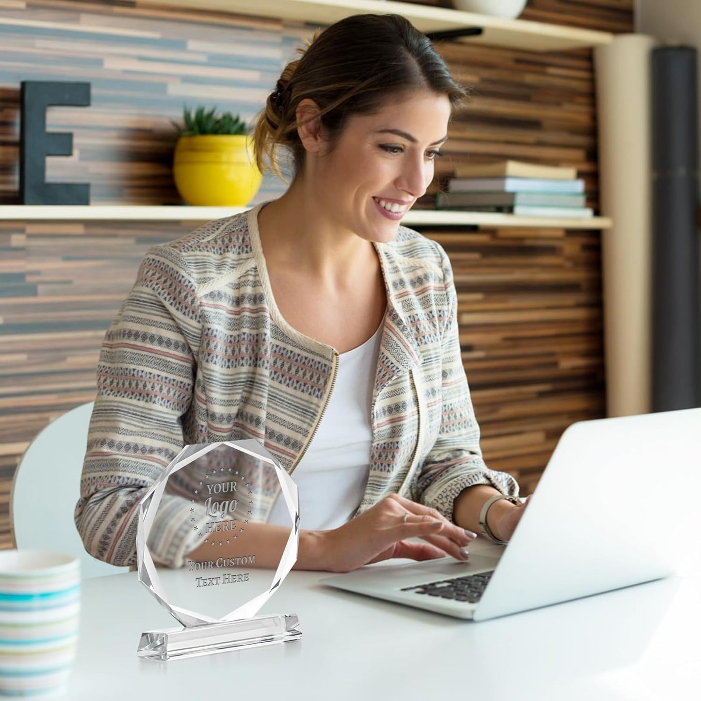 Personalized Crystal Trophy Award - Award for Employees- Plaques Personalized Engraved- Coworker Gift,Employee Appreciation Gift,Retirement Goodbye Farewell Gift (Custom Logo/Engraved)