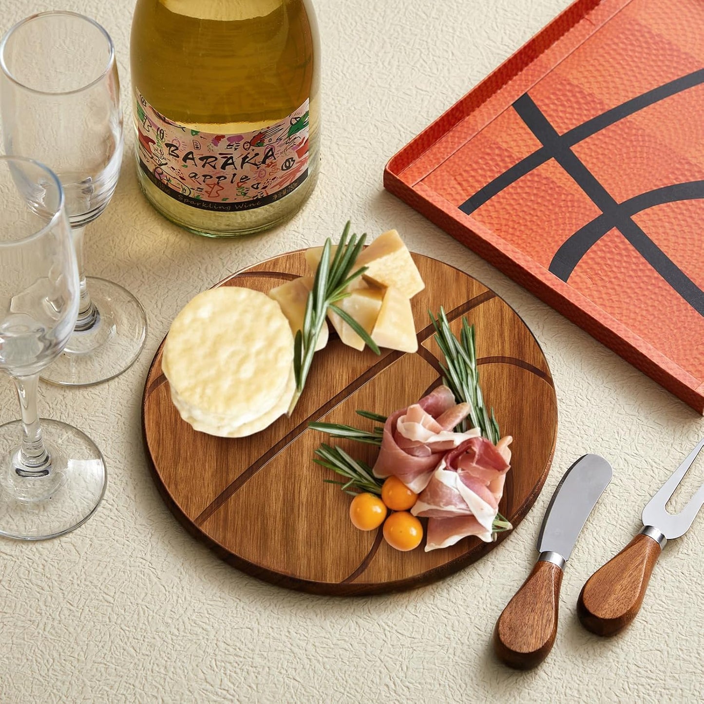 Basketball Cheese Board Gift Set Party Favor Prizes Charcuterie Wood Board with Knives and Box Father Day Gift for Dad Grandpa Party Tournament Game(7.9"x 7.9", Acacia Color)