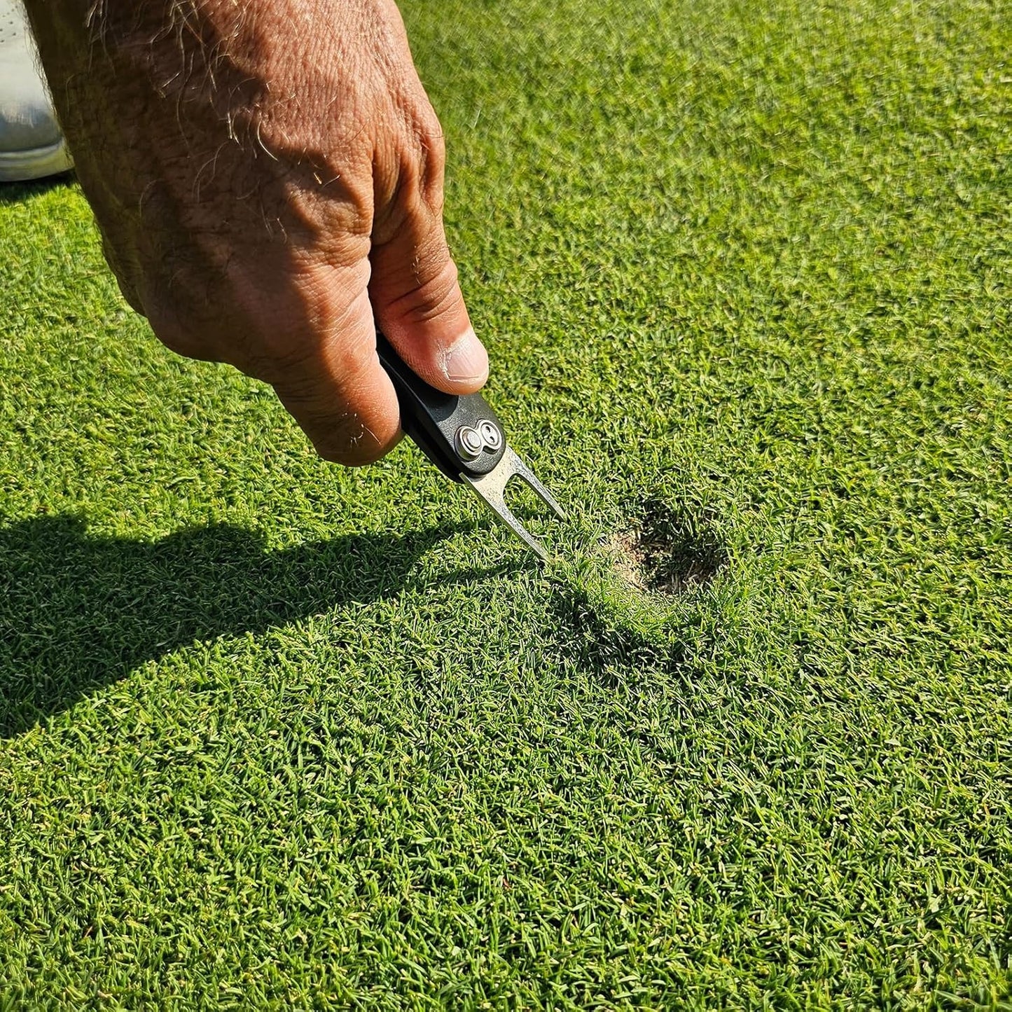 PATIKIL Golf Divot Repair Tool Foldable Metal Golf Green Divot Tool with Magnetic Ball Marker