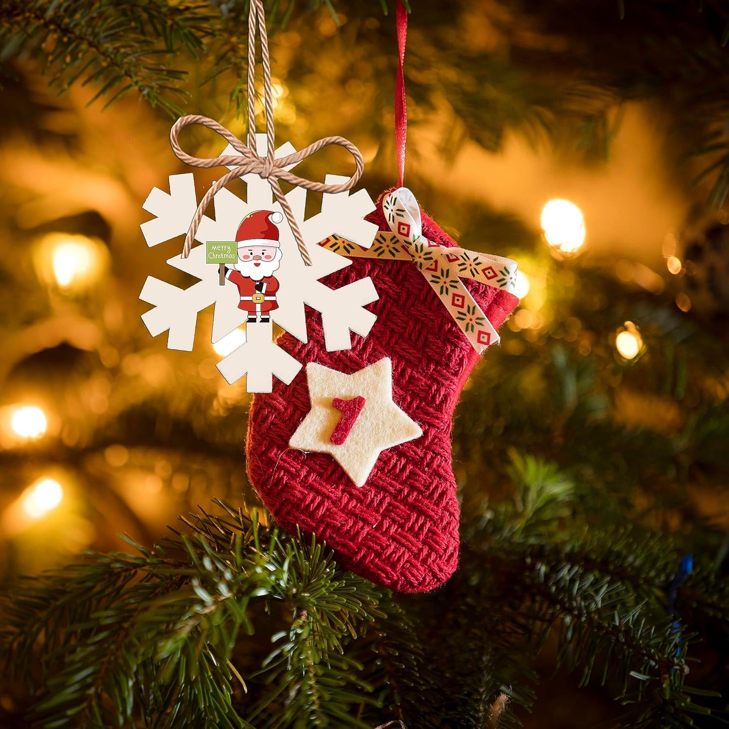 50PCS Unfinished Wood kit with Holes, Wood Slice for DIY Crafts, Blank Snow Wood Cutouts Wooden Tags Ornaments for Sign Gift Tags, Christmas Decorations Indoor Outdoor Decor (Snowflake Shape)