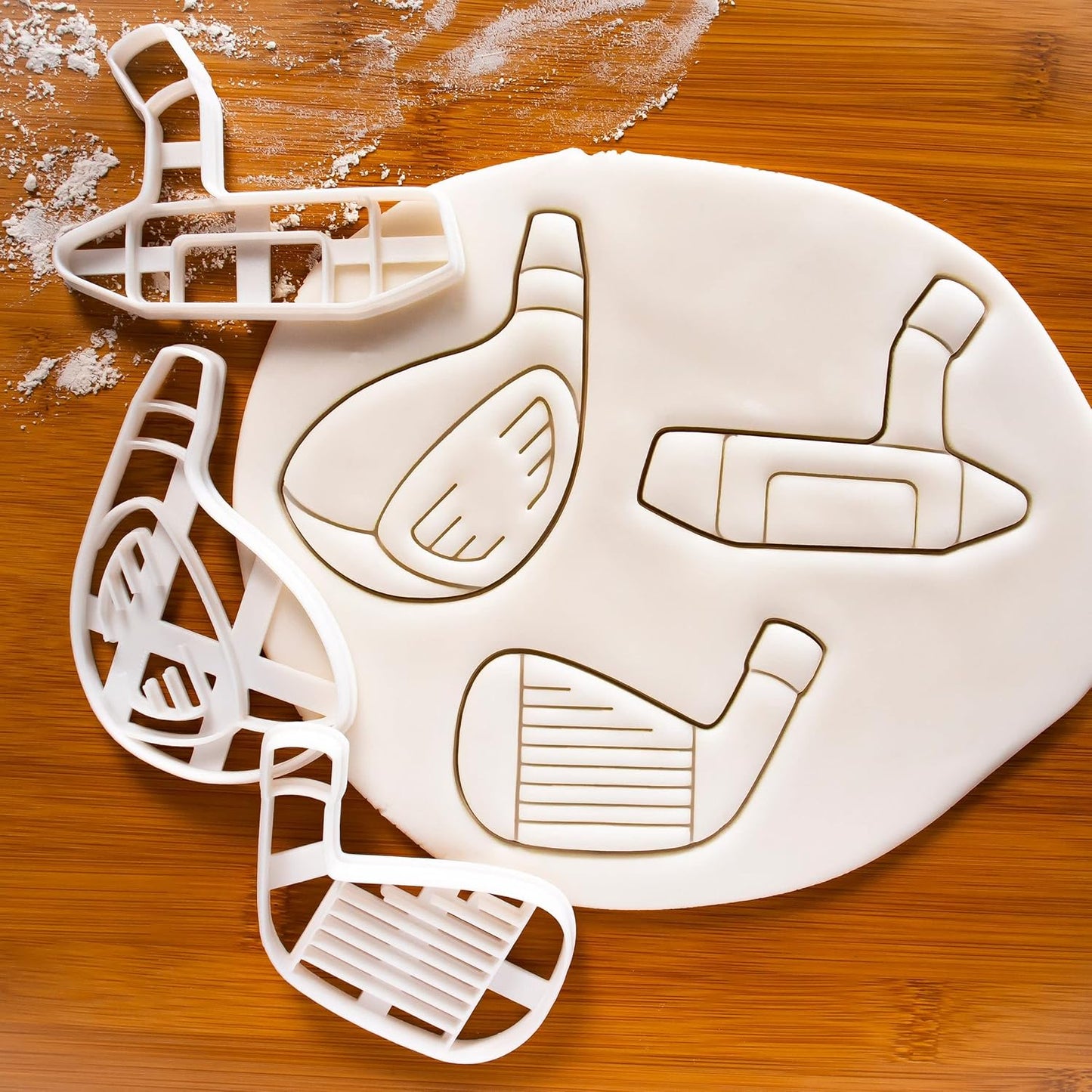 Set of 3 Golf Clubs cookie cutters (Designs: Driver, Iron, Putter), 3 pieces - Bakerlogy